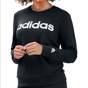 adidas Women's Essentials Logo Sweatshirt S new​